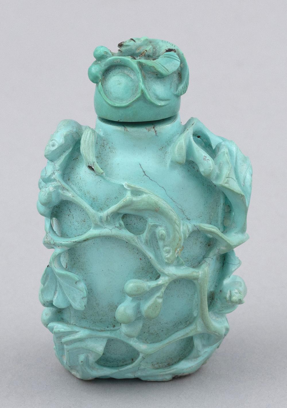CHINESE CARVED TURQUOISE SNUFF 3513e2