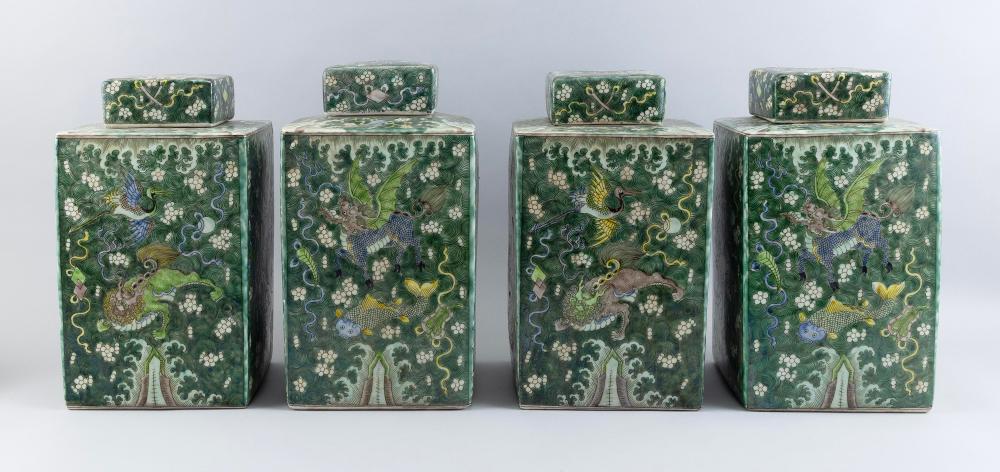 TWO PAIRS OF CHINESE FAMILLE VERTE