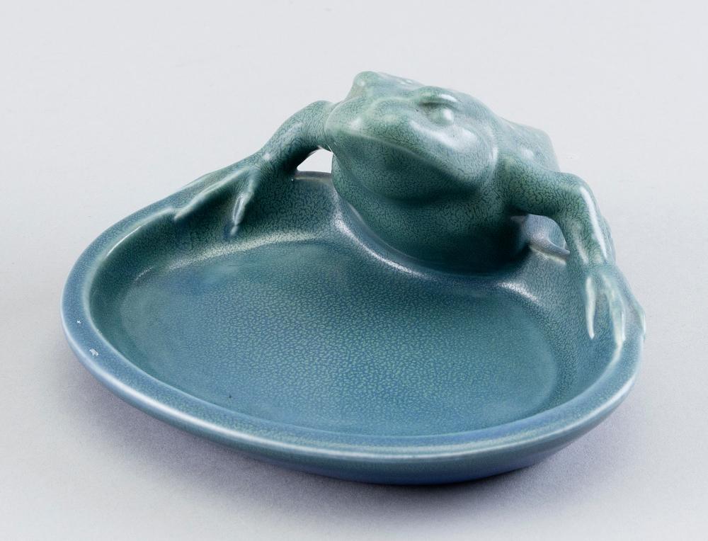 ROOKWOOD POTTERY FROG ASHTRAY DATED 34fb2a
