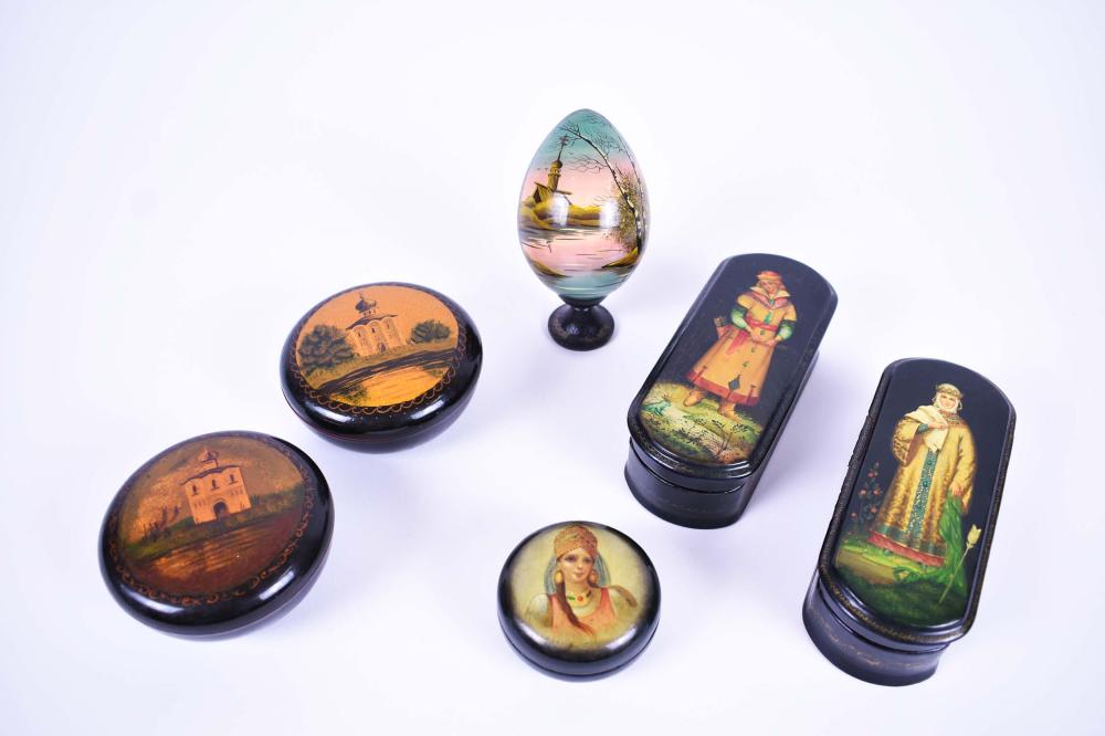 FIVE RUSSIAN PAINTED LACQUER BOXES 354548