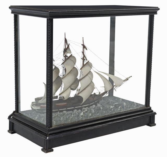 FRENCH BARQUE SHIP MODEL IN GLASS 357ab1