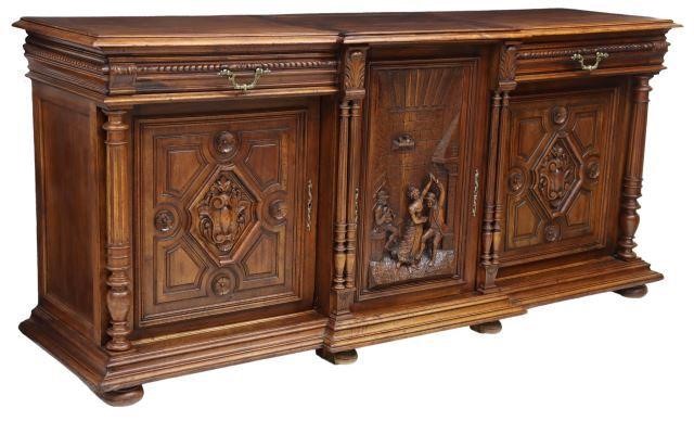FRENCH CARVED WALNUT BREAKFRONT 357e90