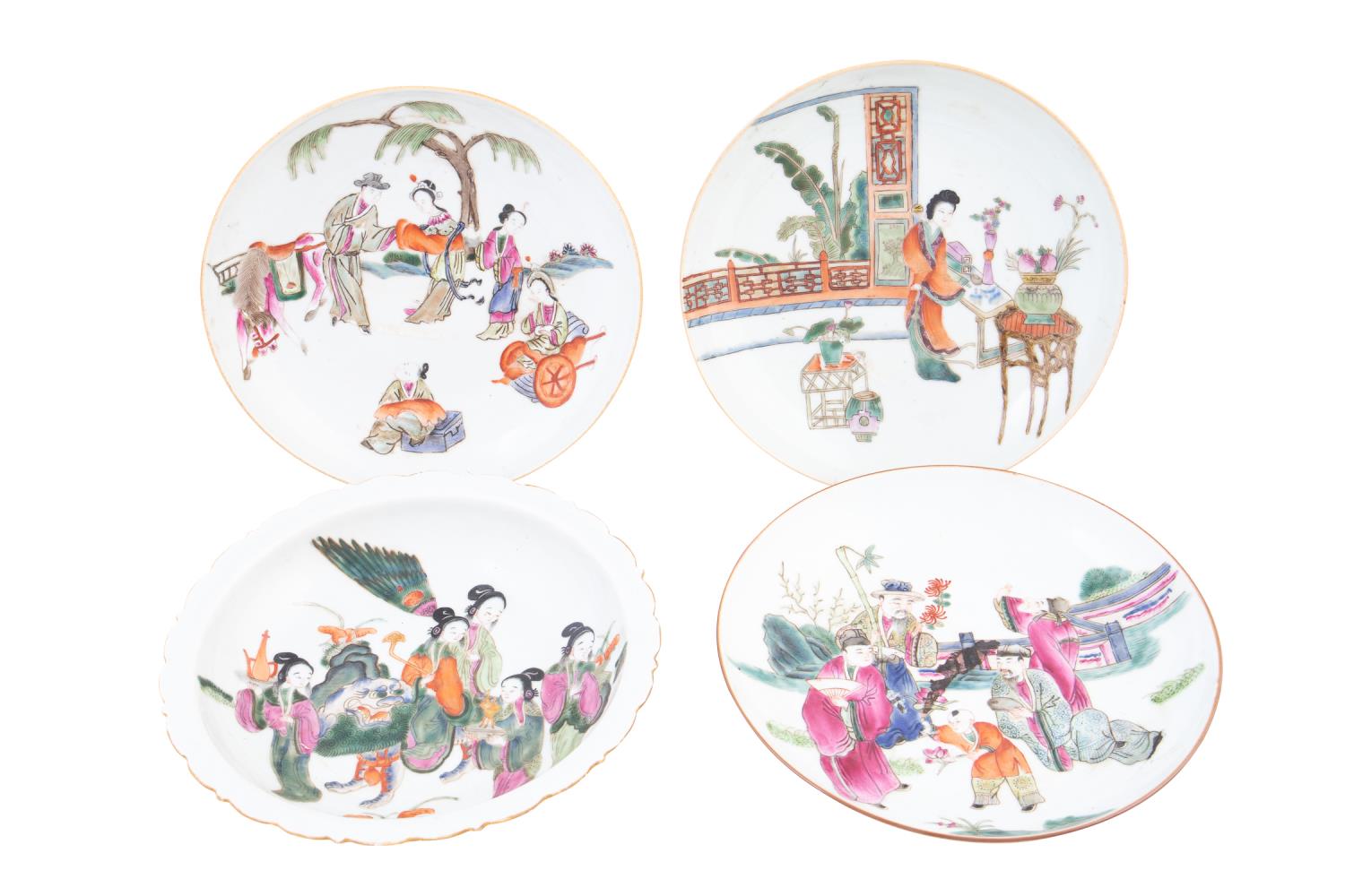 FOUR CHINESE FAMILLE ROSE LOW BOWLS 358231