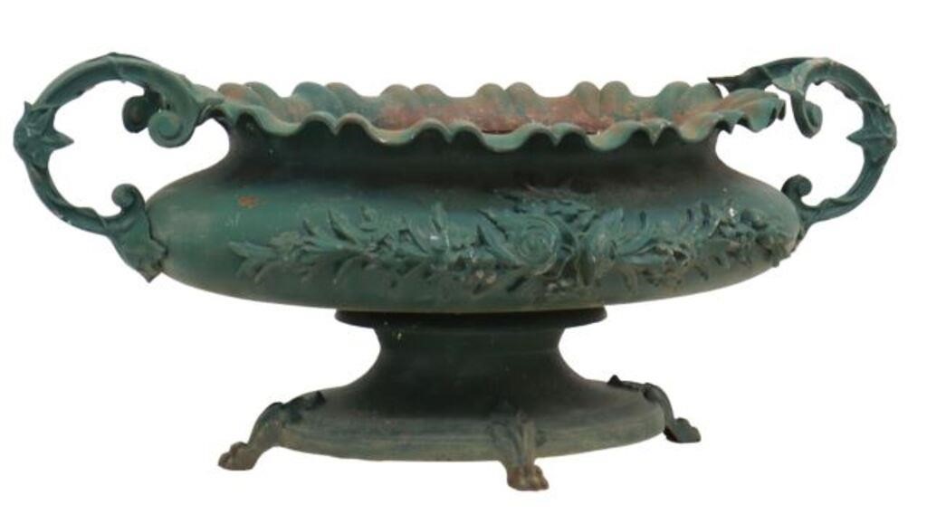 FRENCH GREEN PAINTED CAST IRON 3569e9