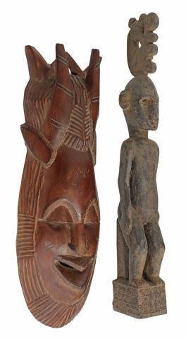  2 AFRICAN CARVED WOOD MASK  357118