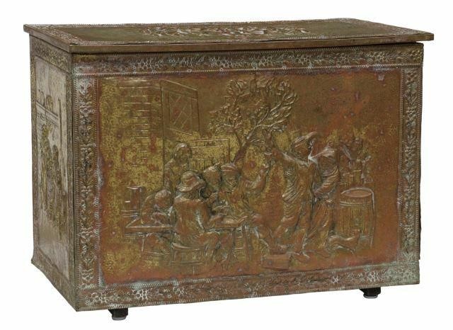 ENGLISH REPOUSSE BRASS CLAD STORAGE 35ad88