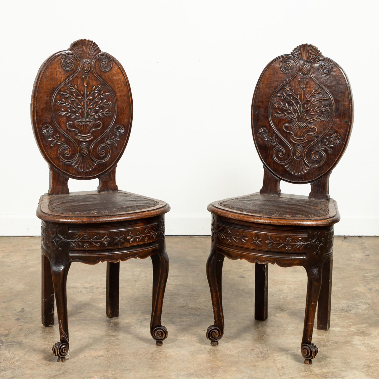 PAIR CARVED CONTINENTAL LEATHER 35b0f6