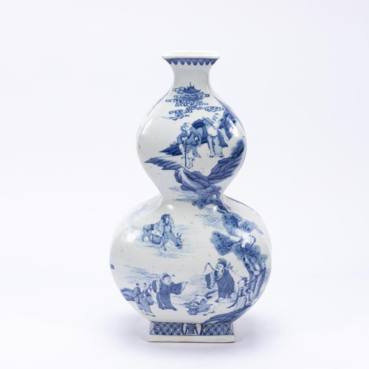 CHINESE BLUE WHITE IMMORTALS 35d2b6