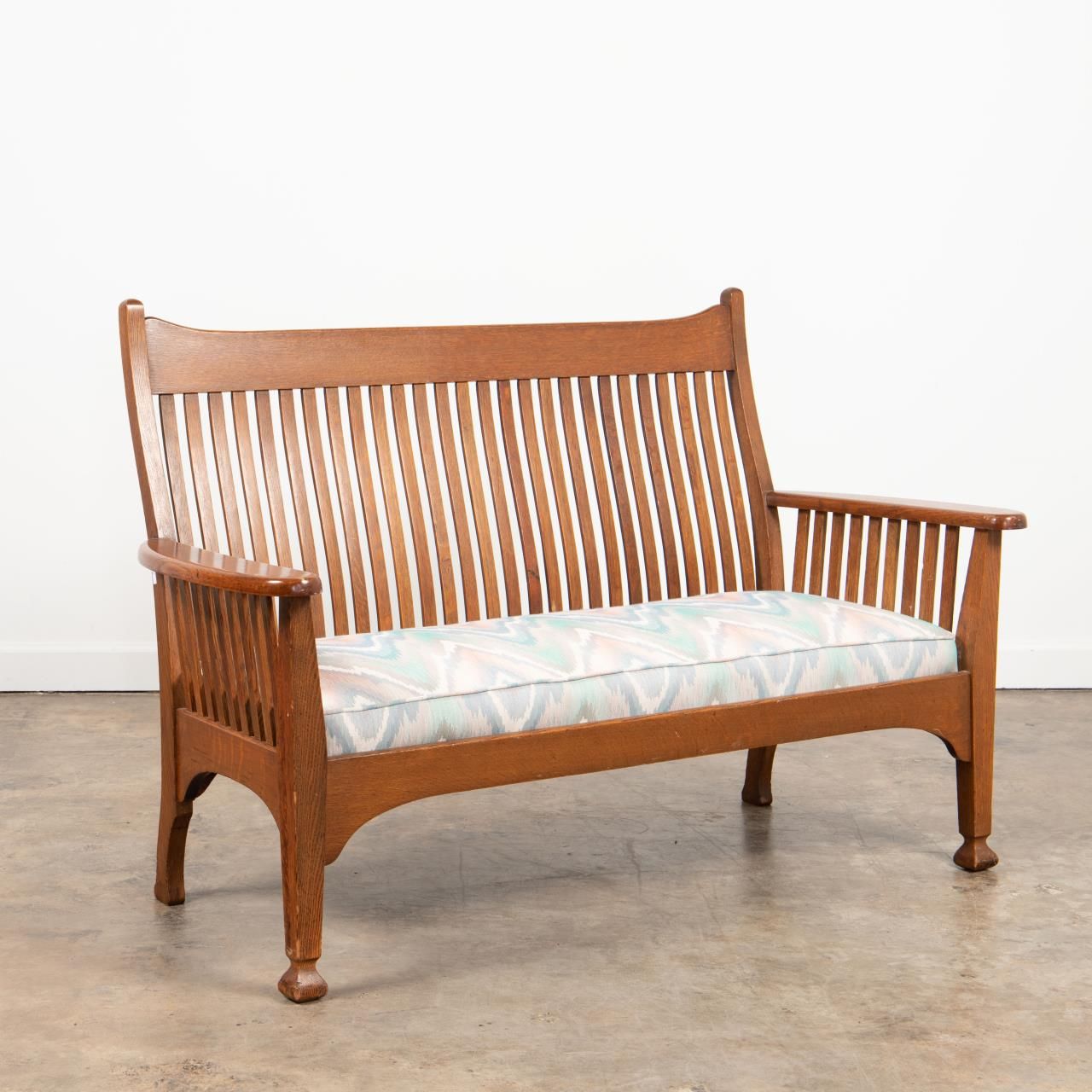 AMERICAN ARTS AND CRAFTS OAK SETTEE 35dccc