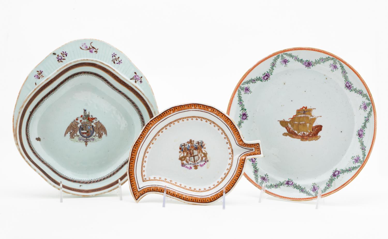 3PC CHINESE EXPORT ARMORIAL PORCELAIN 35c28a