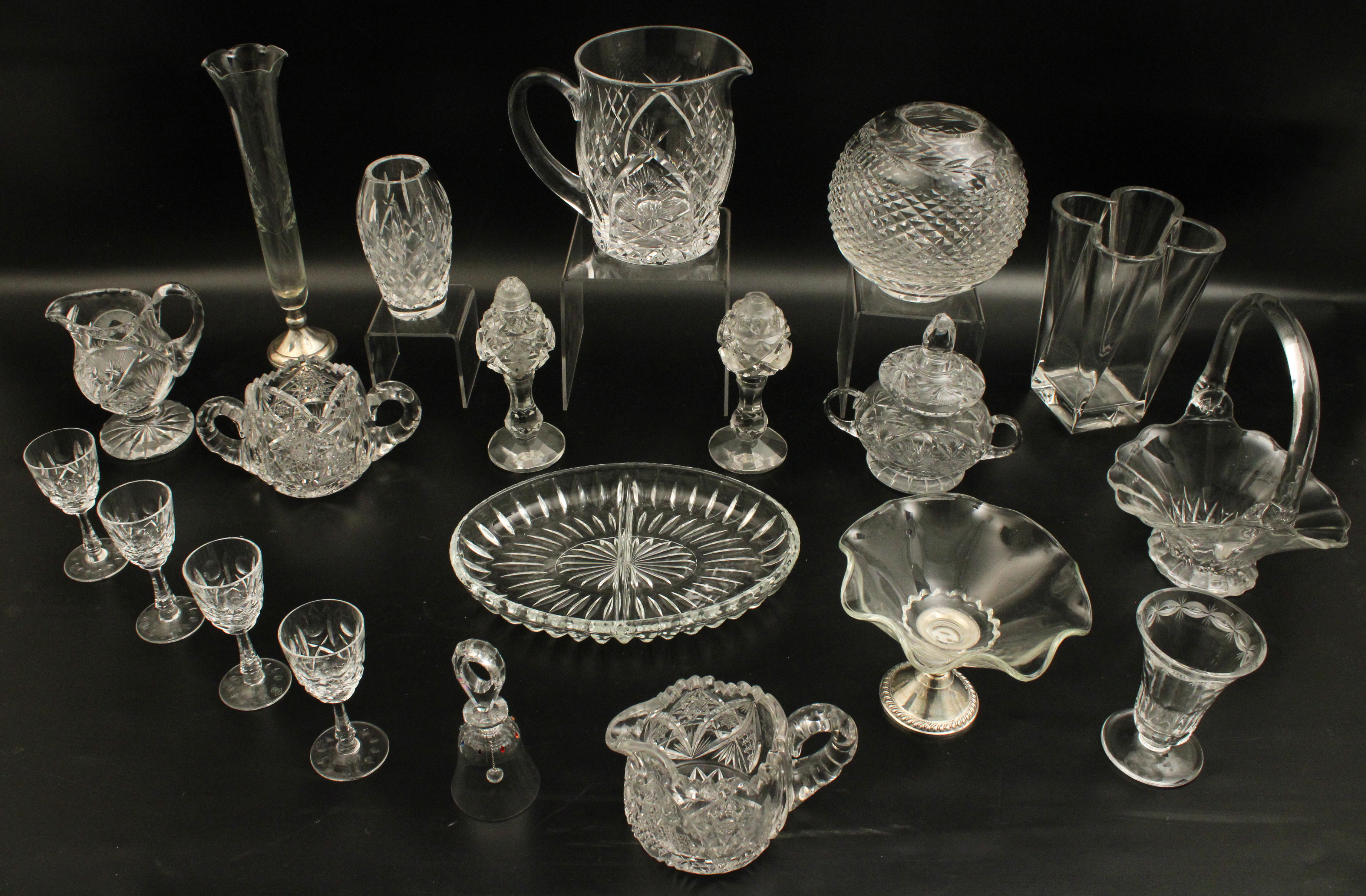 20 PC LOT OF CUT CRYSTAL AND GLASS 35f209