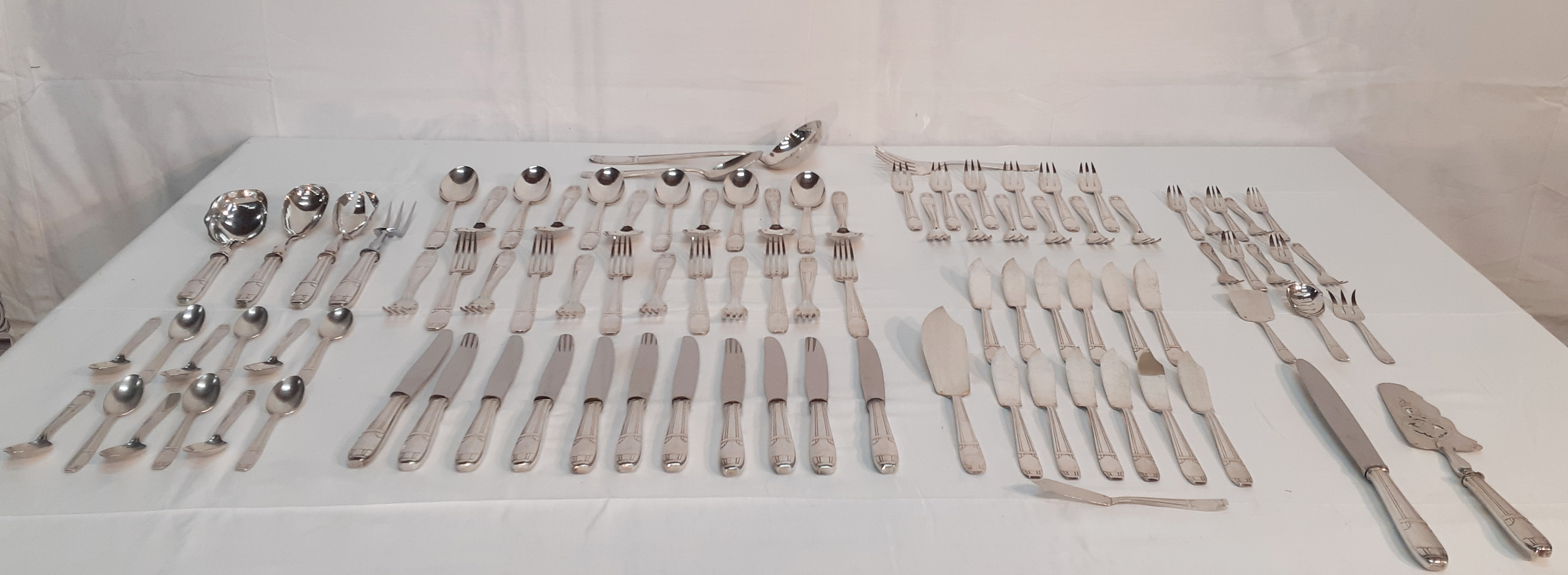 95 PIECES OF ART DECO FRENCH SILVER 35f277