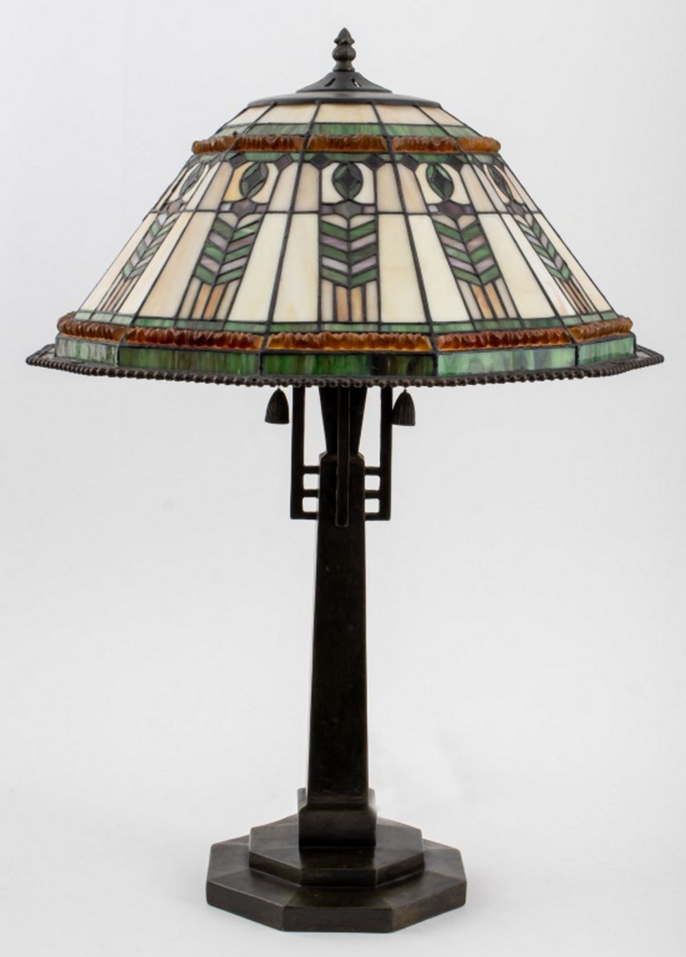 TIFFANY STYLE GLASS TABLE LAMP 35ff1f