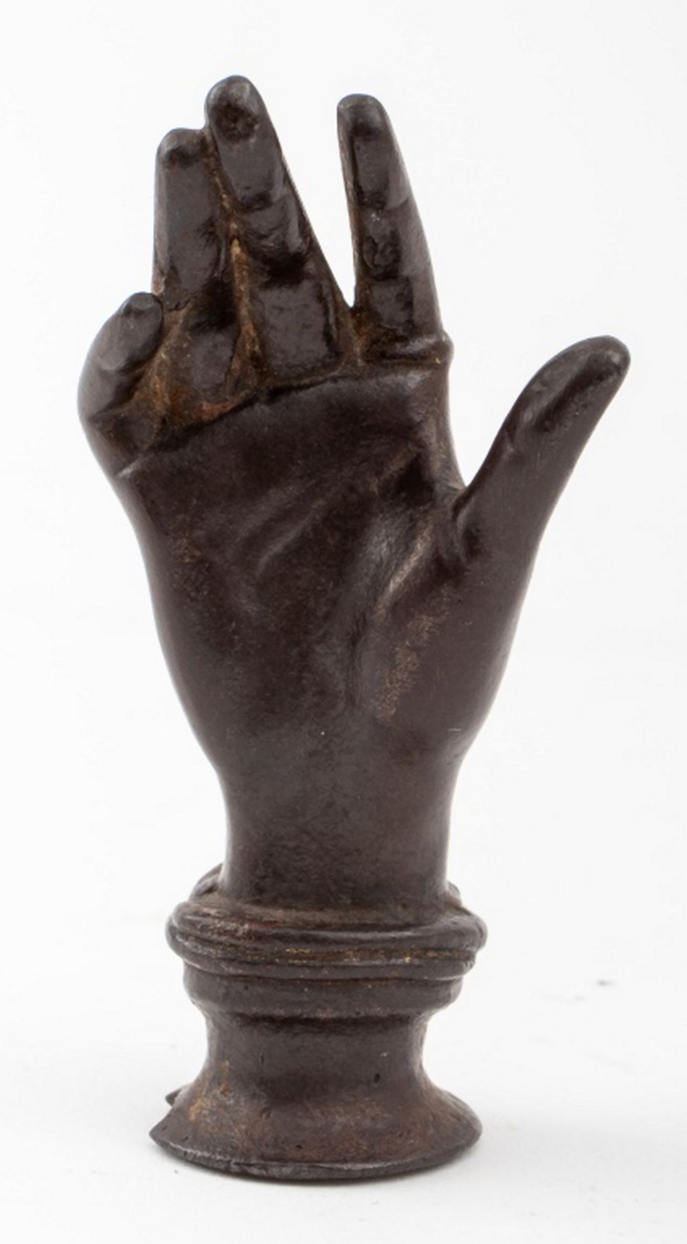 AMERICAN VICTORIAN HAND-FORM RING