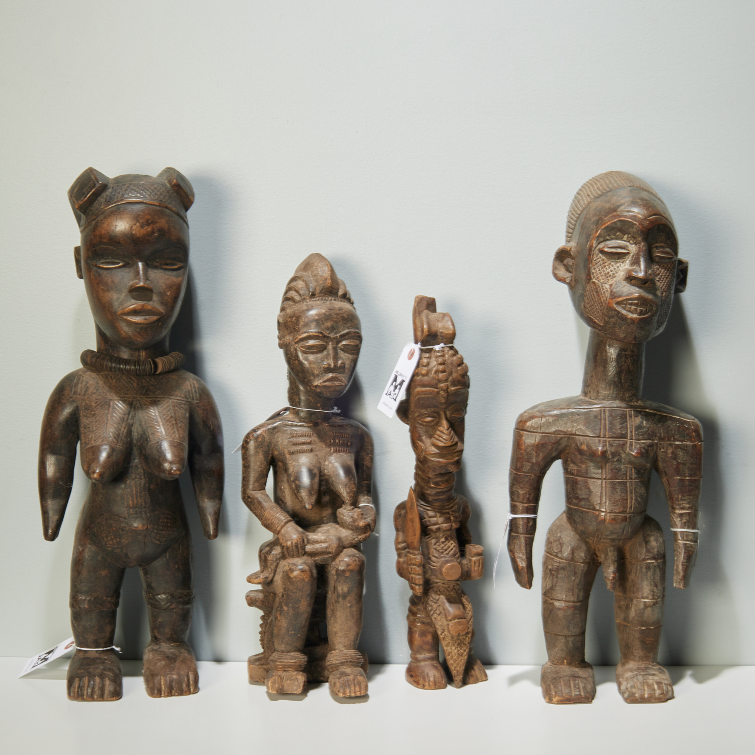  4 LARGE AFRICAN STYLE CARVED 36165c