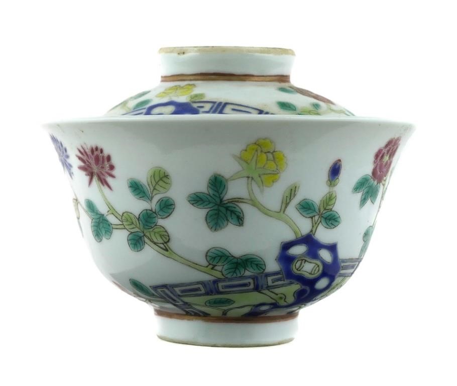 ANTIQUE CHINESE PORCELAIN COVERED 363d26