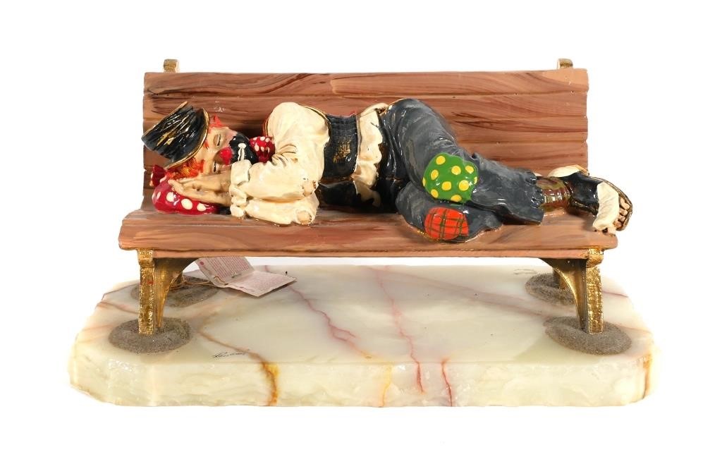 RON LEE SLEEPING CLOWN ON BENCH 36446a