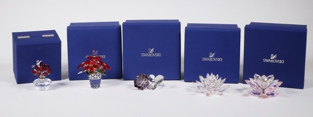  5 SWAROVSKI CRYSTAL FLOWER FIGURINESGroup 365178