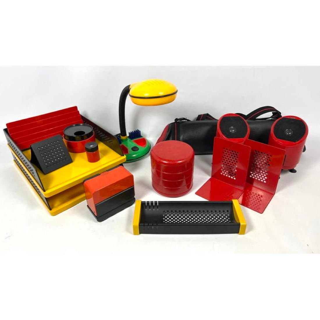 Red Yellow Black Plastic Desk 362e78