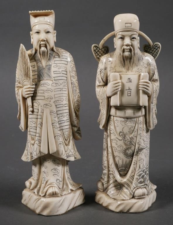 ANTIQUE IVORY PAIR OF BISHOP CHESS 366339