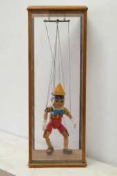 VINTAGE WOOD CARVED PINOCCHIO MARIONETTE