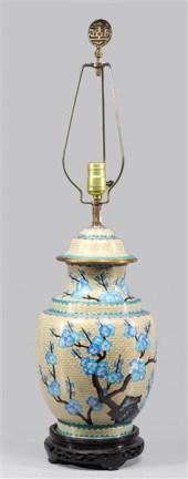 Vintage Chinese cloisonné table lamp