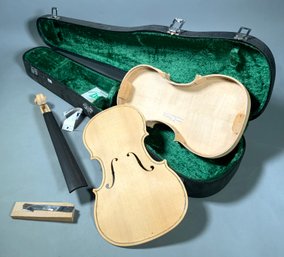 An unassembled Swedish kit violin 366f48