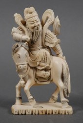 ANTIQUE CHINESE CARVED IVORY WARRIOR