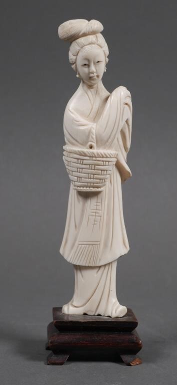 OLD CHINESE IVORY CARVING WOMAN 3654fd