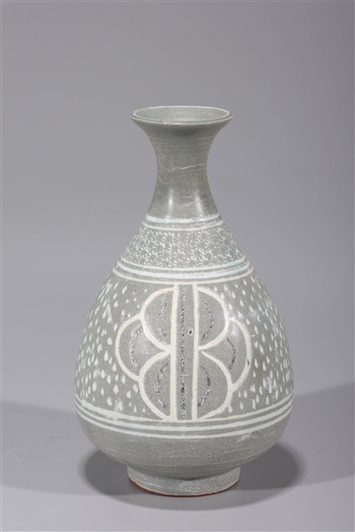Korean celadon glazed ceramic vase 3690d1