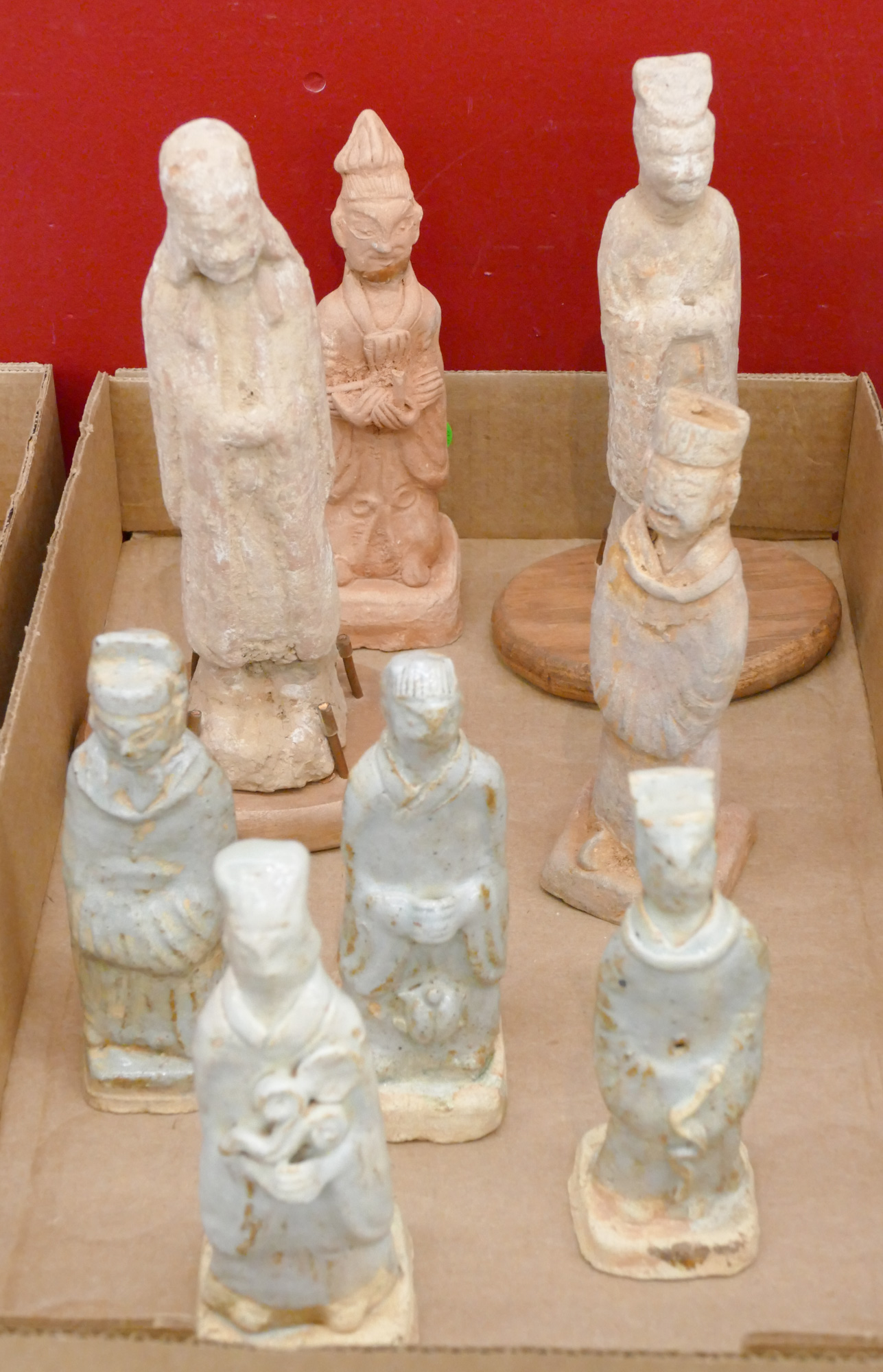 Box 8pc Chinese Han Tomb Figures 3687d3