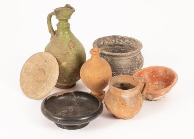 Collection of Roman pottery to 36b399