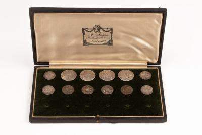 A set of twelve George III silver 36b649