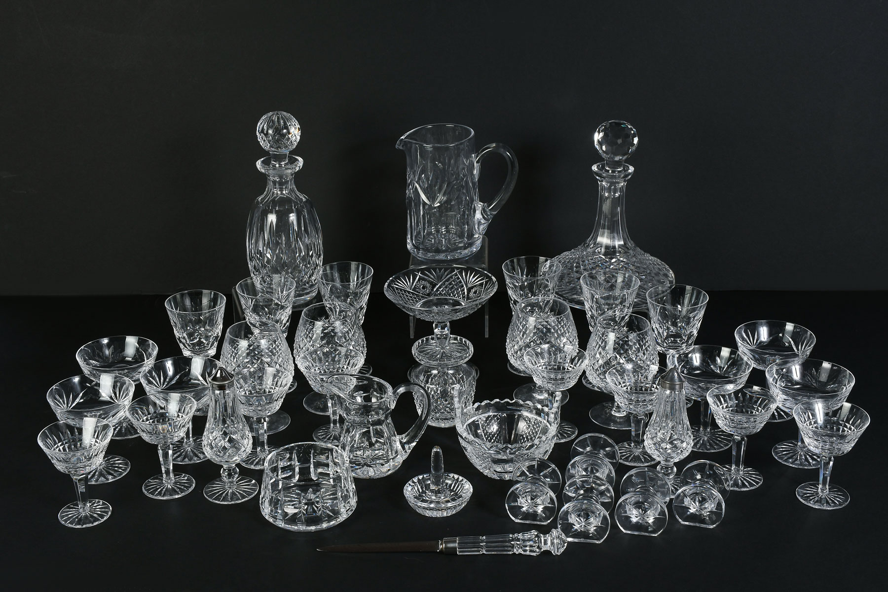 40 PC WATERFORD CRYSTAL COLLECTION  36bd1d