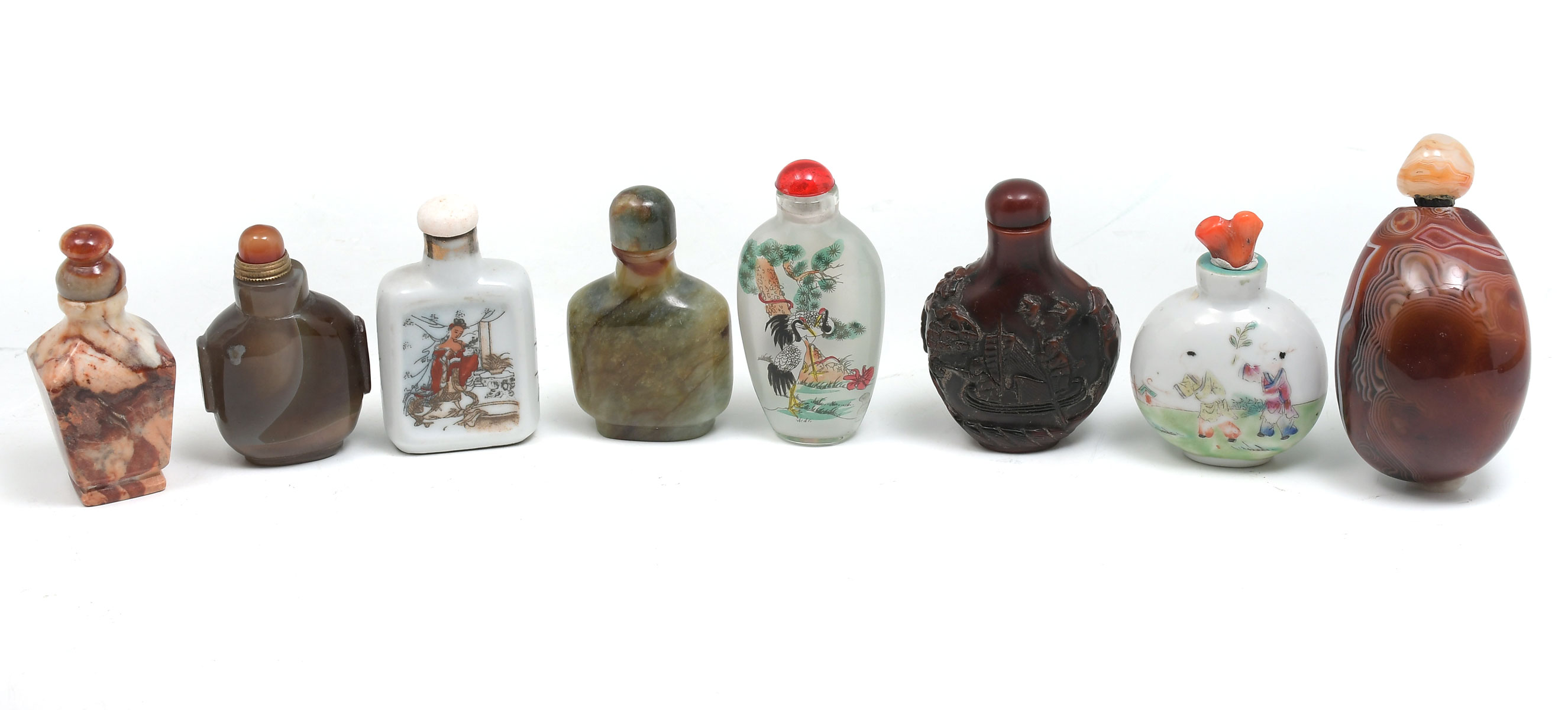 9 PC CHINESE SNUFF BOTTLES Comprised 36c4a1