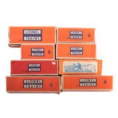 EIGHT LIONEL FREIGHT CARS Including