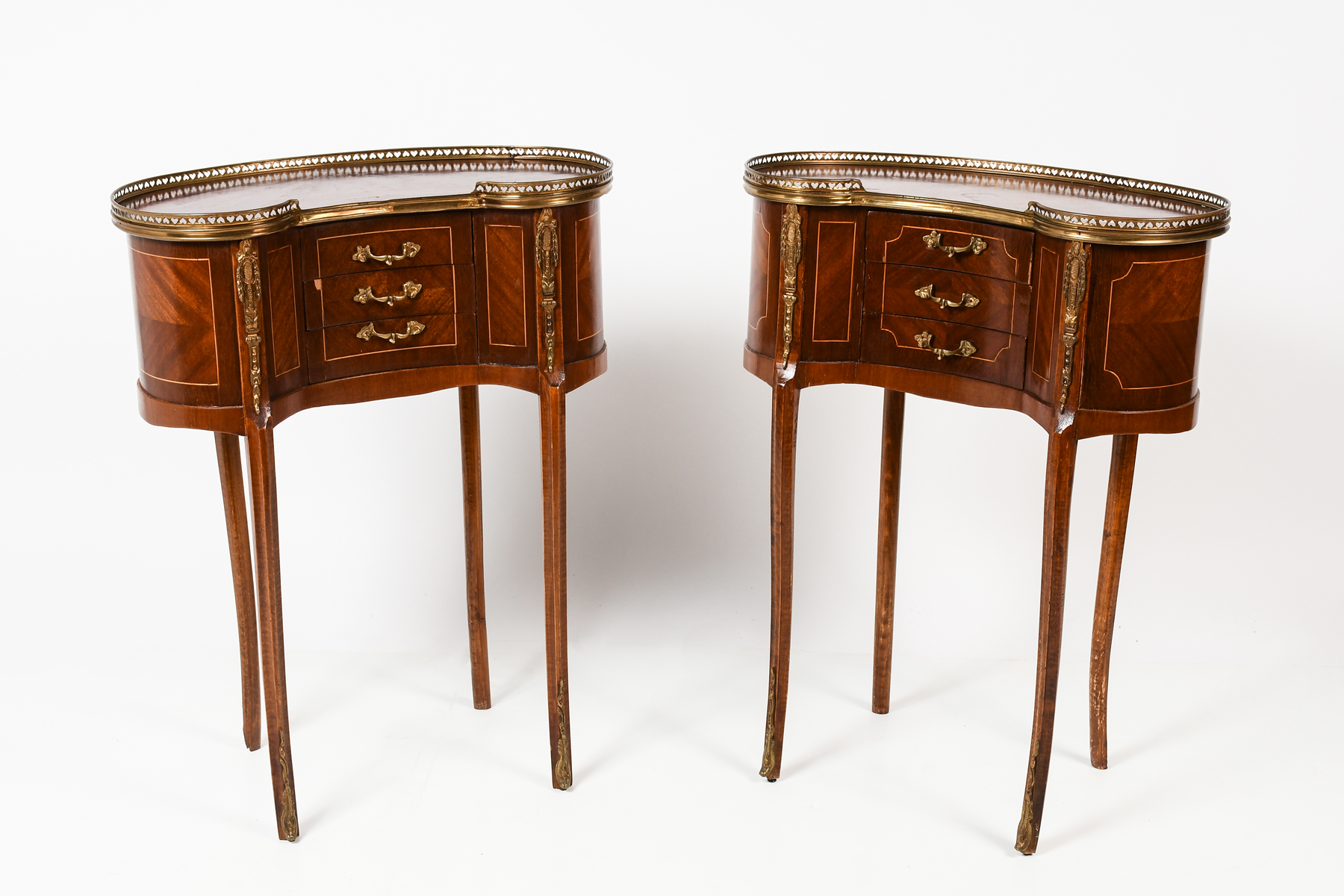 PAIR OF FRENCH GALLERY TOP KIDNEY 36a500