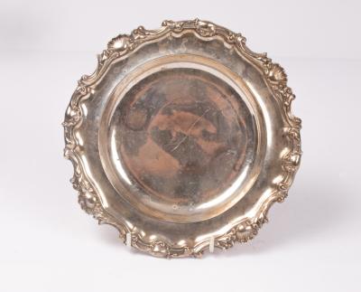 A Victorian silver dish John Samuel 36adfd