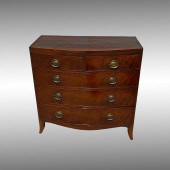 GEORGIAN BOWFRONT 5 DRAWER CHEST: 5-