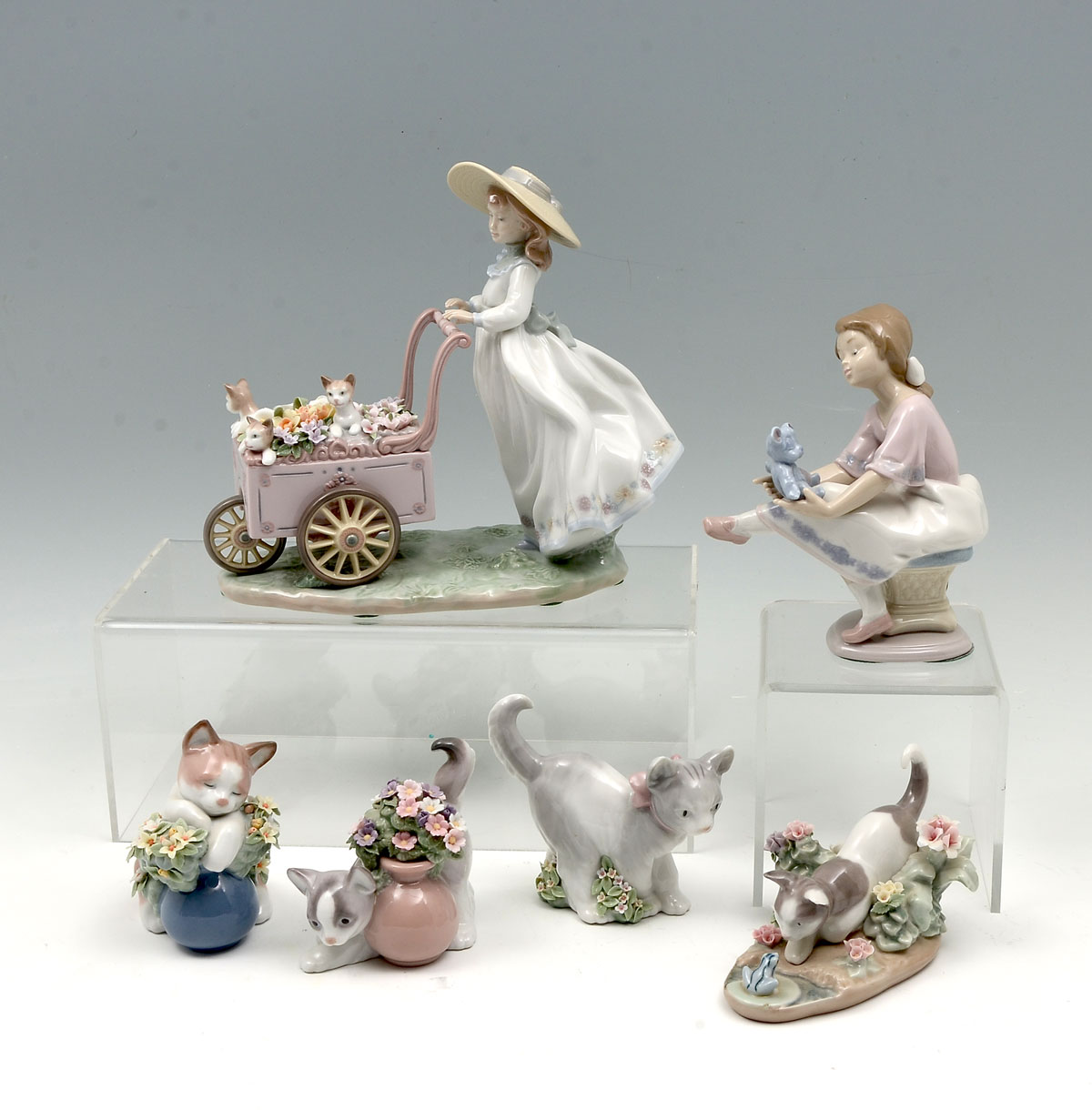 6 PC LLADRO CAT AND GIRL COLLECTION  36e800