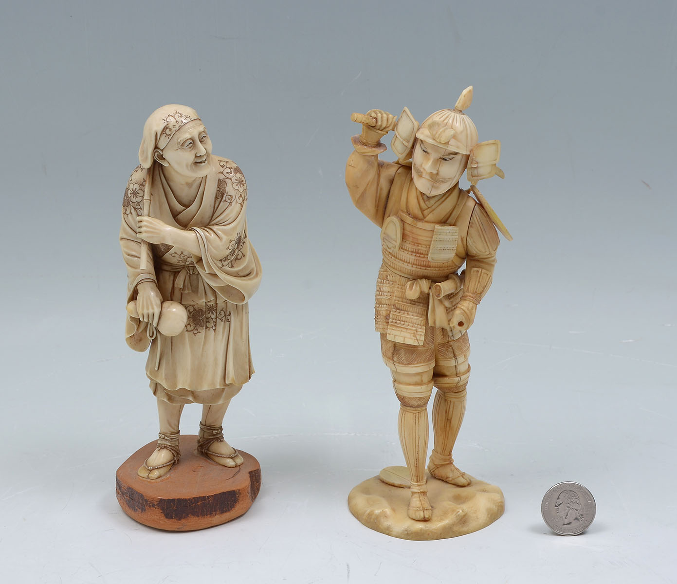 2 PIECE CARVED IVORY JAPANESE FIGURES  36d200