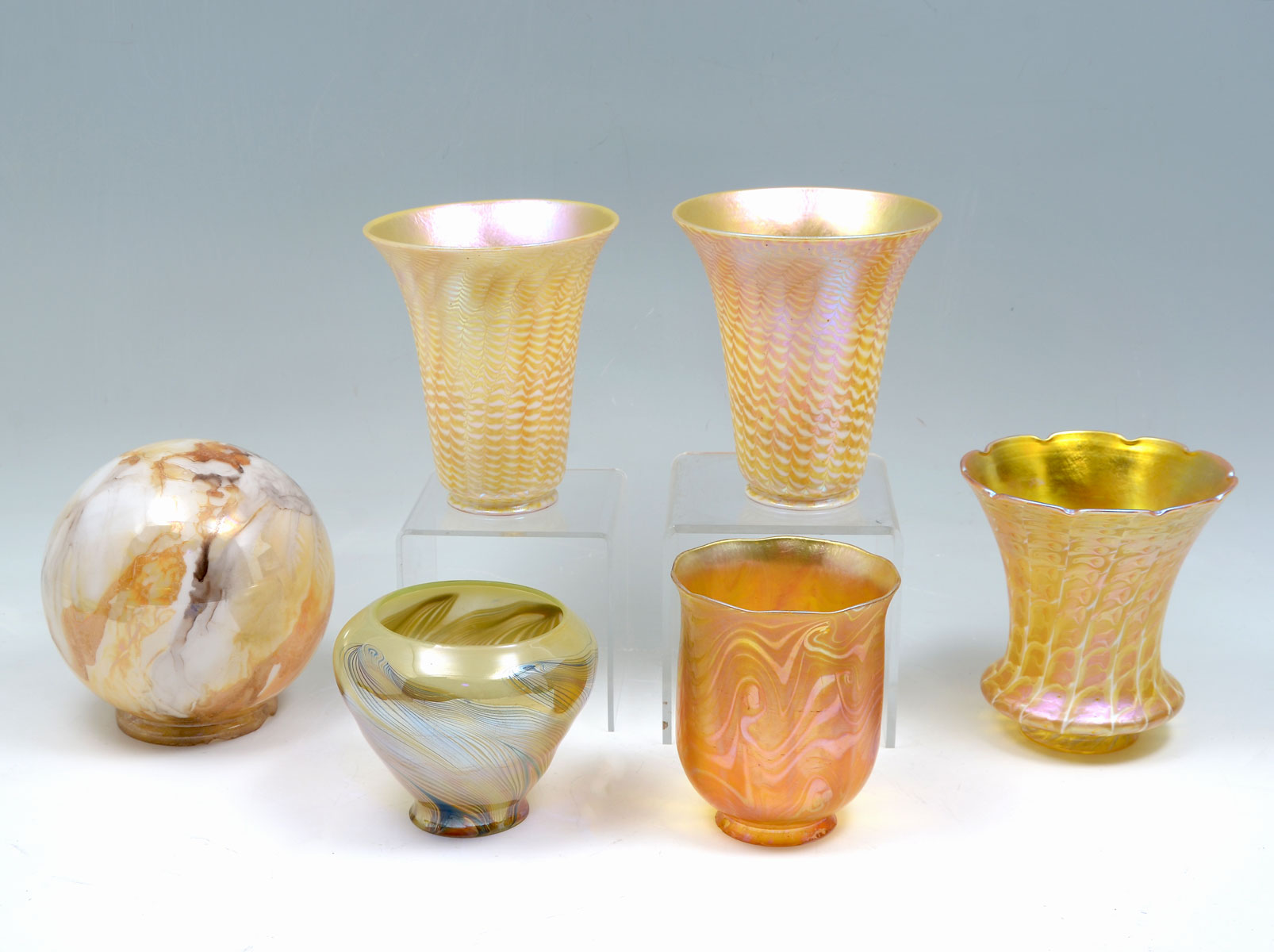 6 PC ART GLASS SHADES TO INCLUDE 36d22e