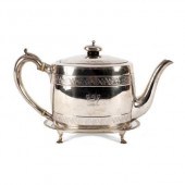 A Victorian silver teapot   36d4d0