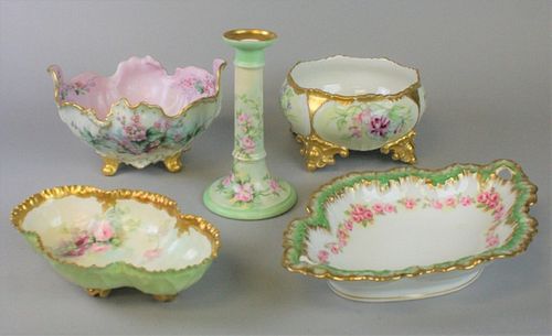 GROUPING OF CONTINENTAL PORCELAINLot 370351