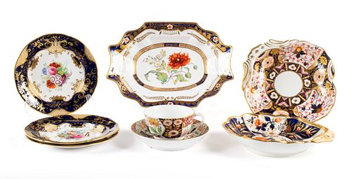 EIGHT PIECES OF ENGLISH PORCELAINEIGHT 37039a