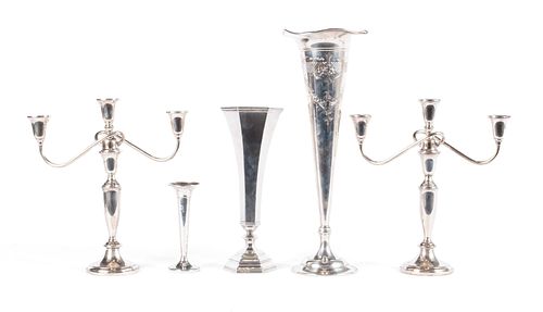 THREE STERLING TRUMPET VASES AND 37071d