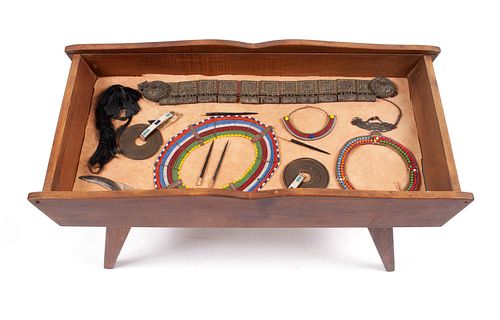 ASSORTED TRIBAL ARTS IN DISPLAY 37075c