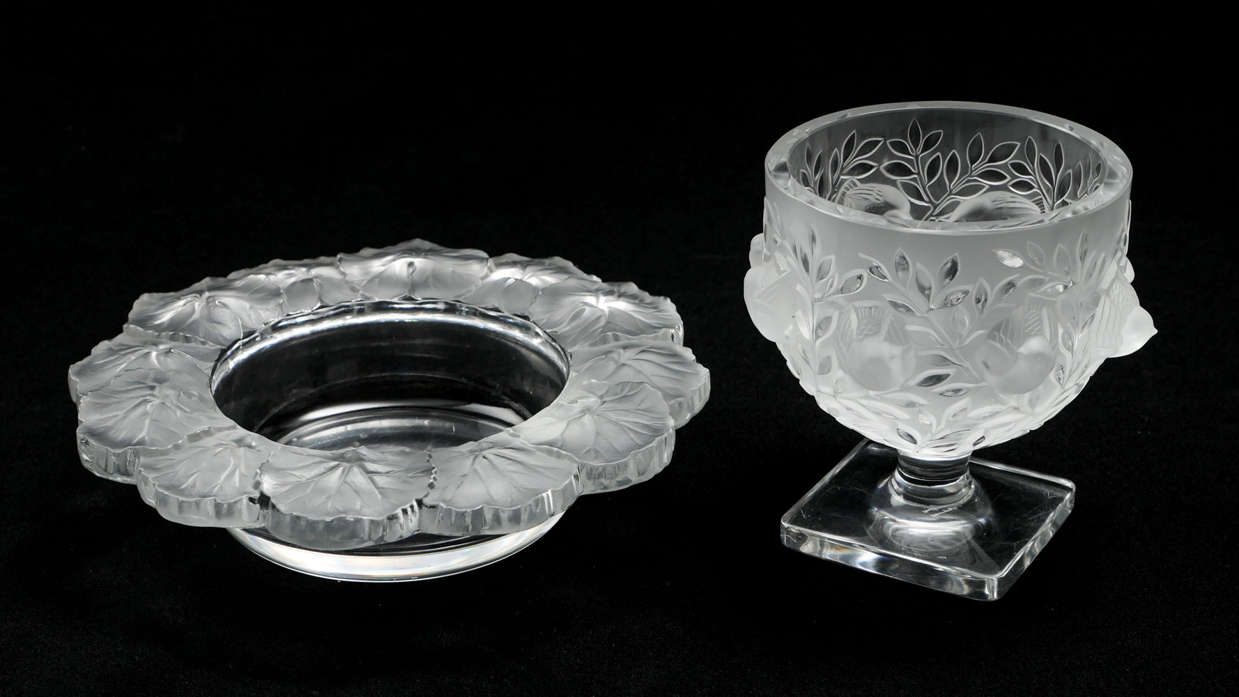2 PC LALIQUE SPARROW VASE AND BEGONIA 36f110