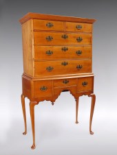 QUEEN ANNE CHEST ON STAND: 5 drawer