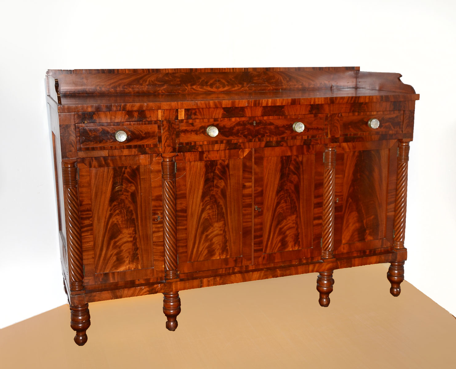 CARVED EMPIRE BUFFET Carved Empire 36f2a3